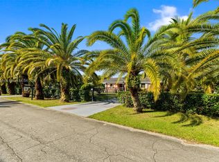 19511 SW 214th St, Miami, FL 33187