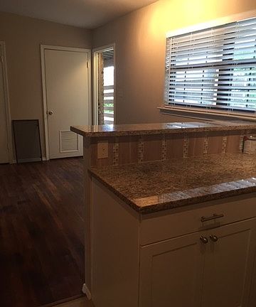 3rd image of 236 Emporia Blvd