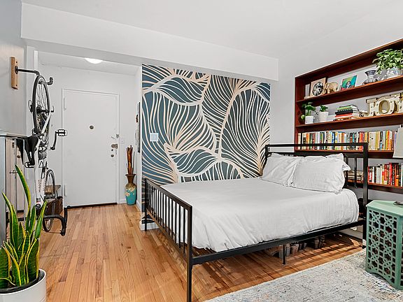 2nd image of 57 Montague St APT 4G
