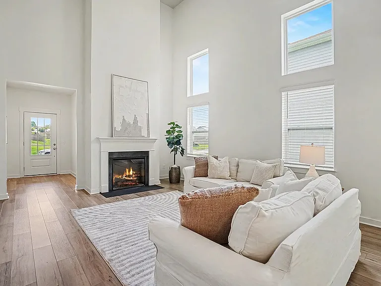 810 Els Ct — Photo 3