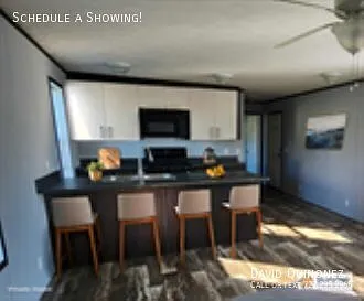 2737 W Washington Ctr — Photo 2