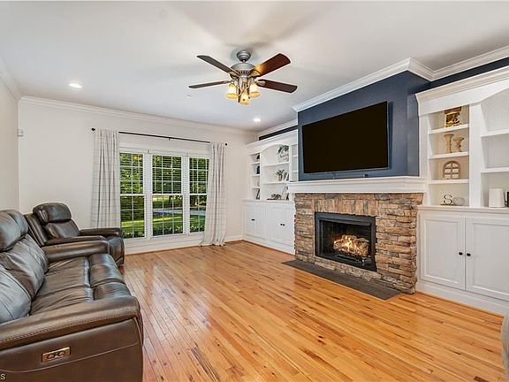 5th image of 6919 Harvest Glen Dr
