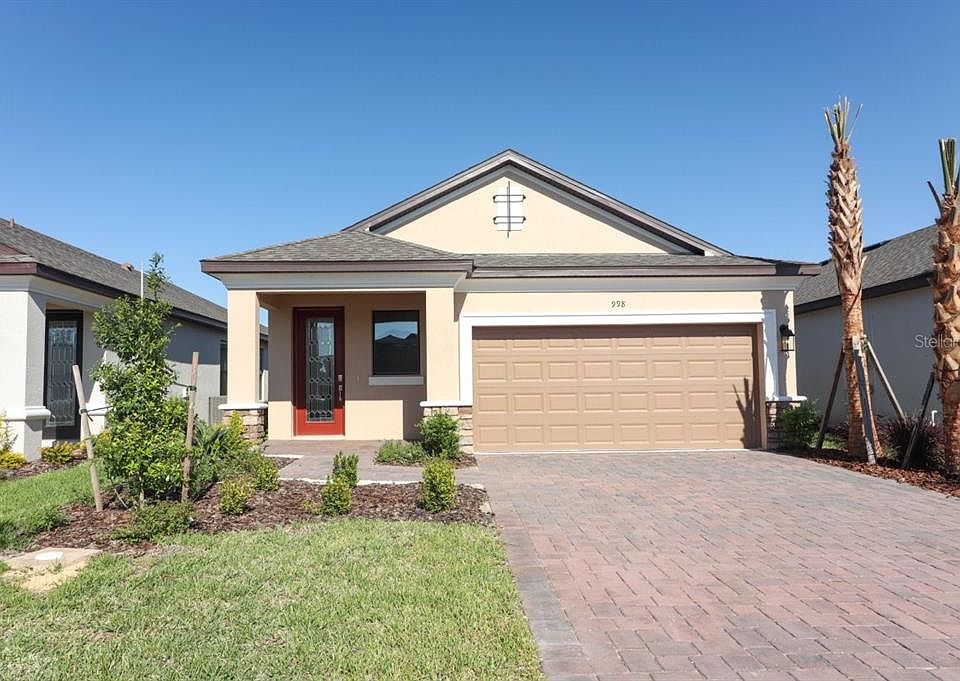 1st image of 998 UMBRIA DRIVE