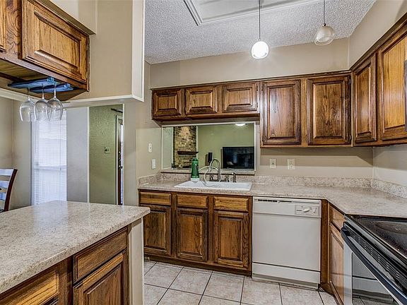5th image of 2107 Horizon Trl APT 3914