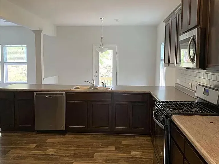664 Rockbank Loop — Photo 10