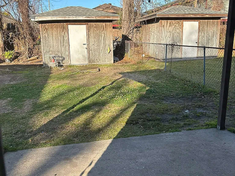 2745 Tupelo St — Photo 18