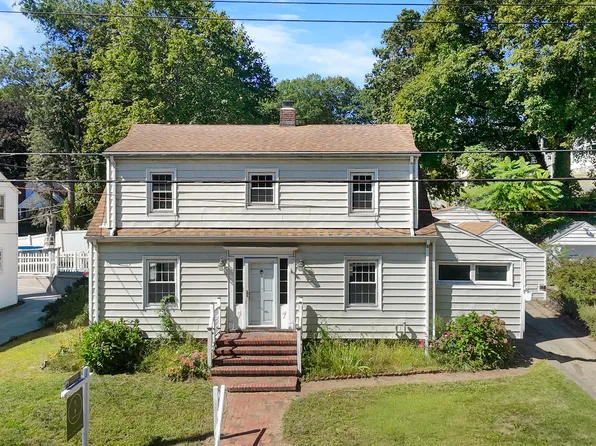 162 Emmett Ave, Derby, CT 06418