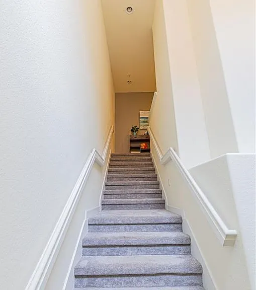 8641 Piazza Del Lago Cir #203 — Photo 20