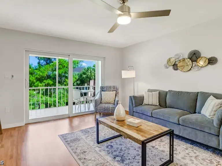 170 Turtle Lake Ct #309 — Photo 10