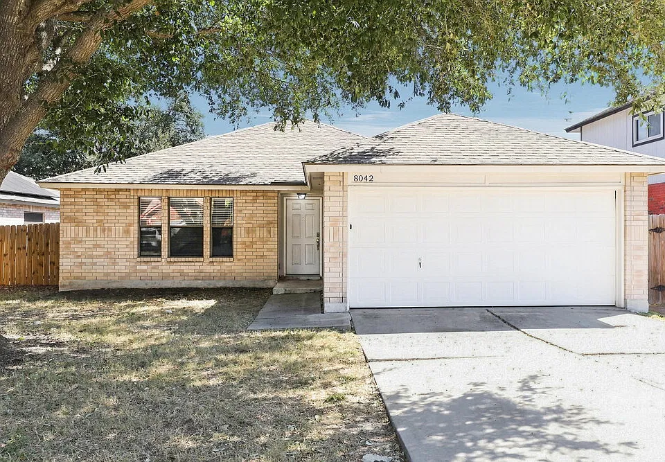 8042 Swindow Cir