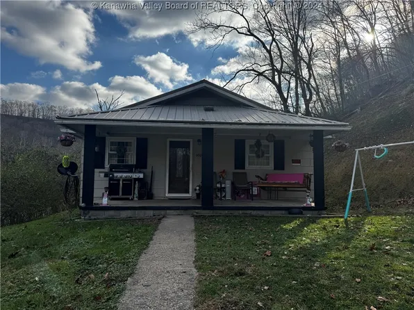 1450 McClellan Hwy, Harts, WV 25524