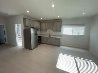 731 E 32nd St, Los Angeles, CA 90011