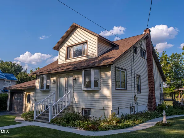 296 Shoenfelt St, East Freedom, PA 16637