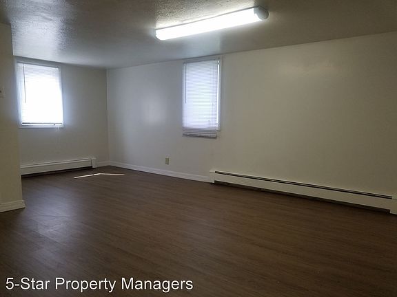4th image of 612 Middlebury St APT B