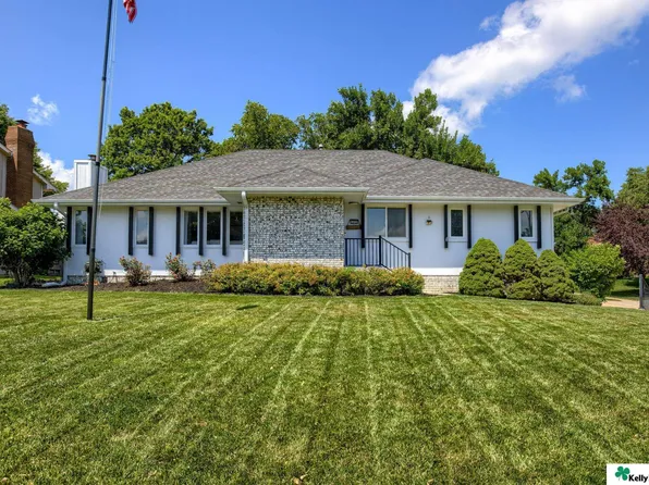 14606 Harvey Oaks Ave, Omaha, NE 68144