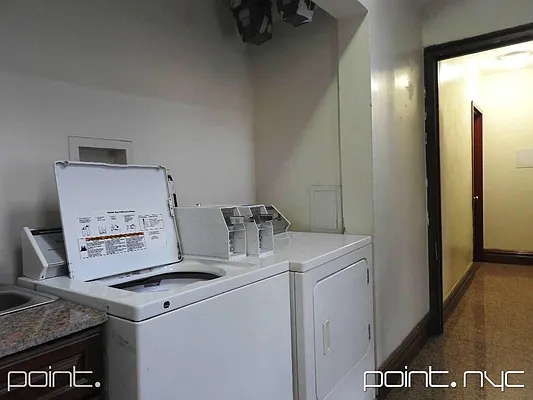 Rented by Point NYC | media 26