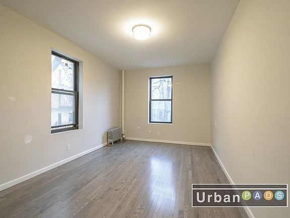3rd image of 240 Crown St #22T