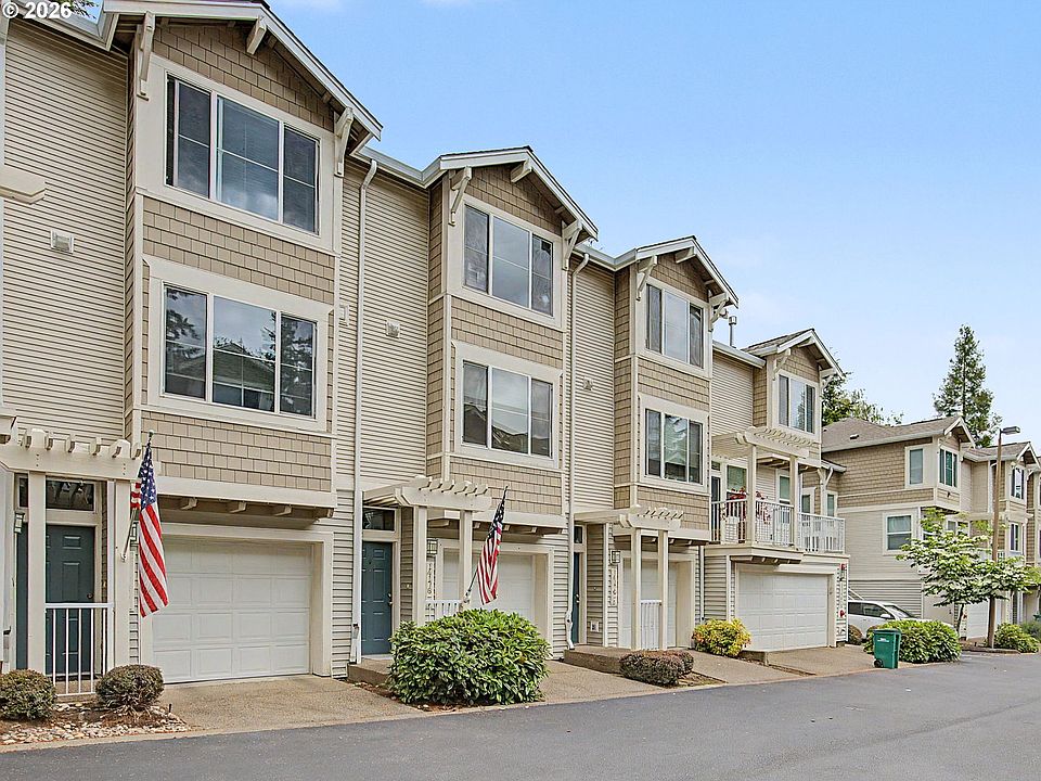 1st image of 14176 SW Barrows Rd Unit 3