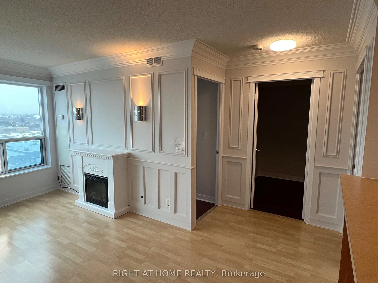 2 bed, $2,100 — Photo 2