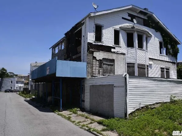 2259 Loretta Rd, Far Rockaway, NY 11691