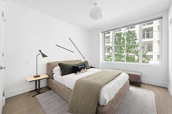 Rented by Compass | media 22