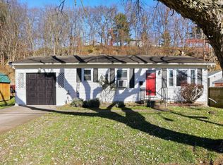 1035 Sugar Grove Rd SE, Lancaster, OH 43130