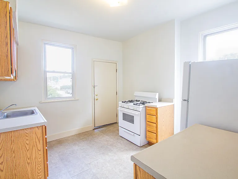 329 South Ave #1 — Photo 6