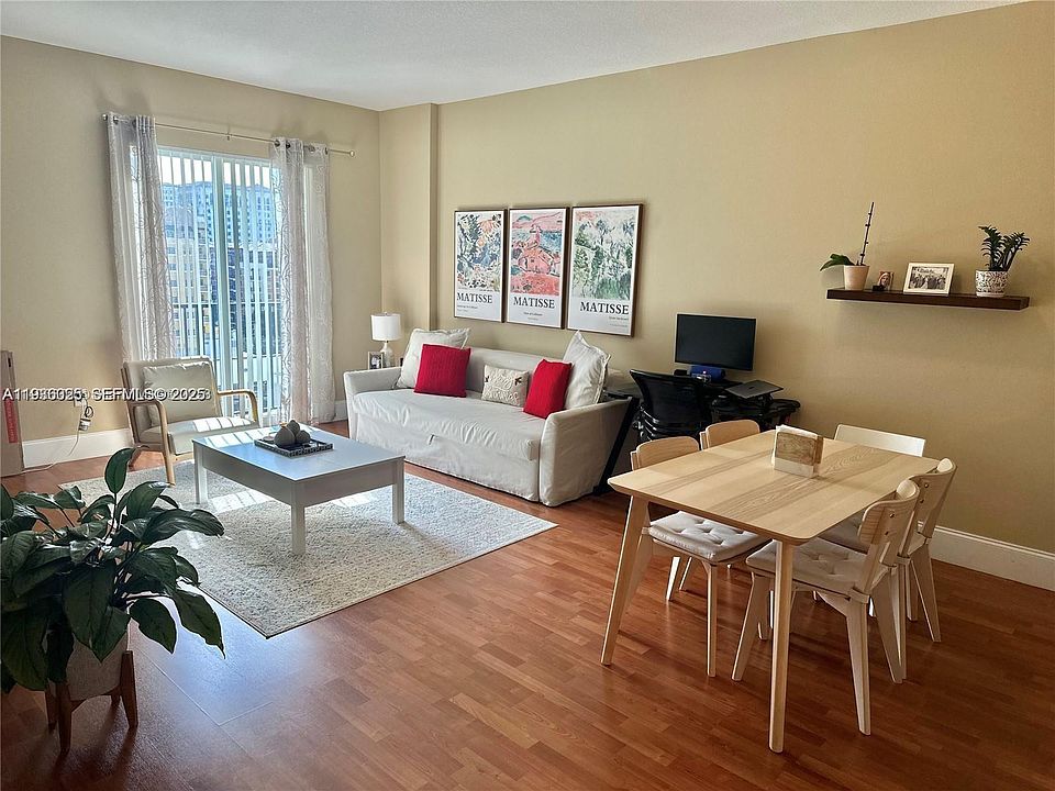 1st image of 10 Aragon Ave Suite 818