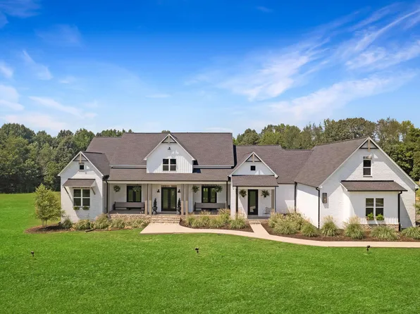 332 Medina Hwy, Milan, TN 38358