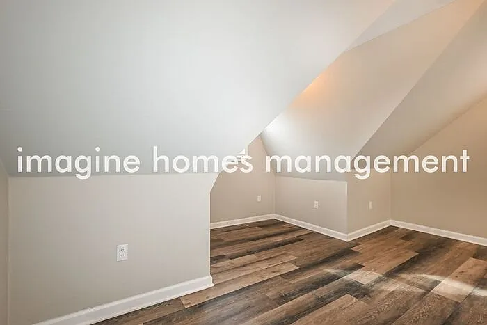 1335 Stowe Ave — Photo 10