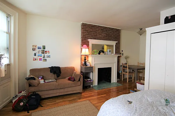 Rented by JK Dansar Corp | media 27