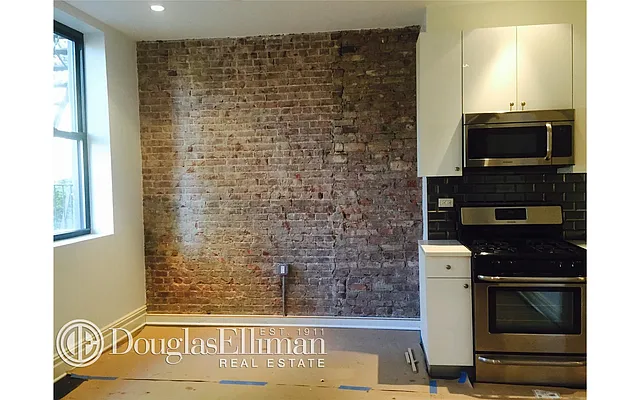 Rented by Douglas Elliman | media 15