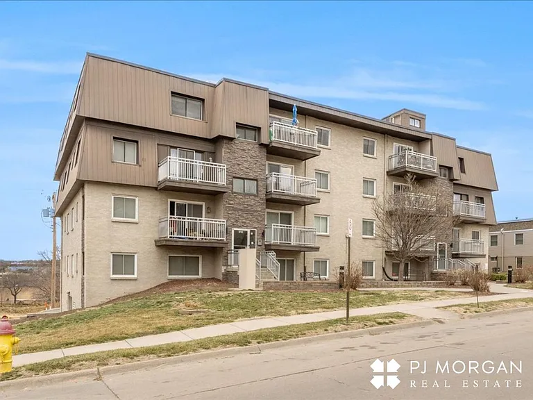 Mill Pointe — Photo 22