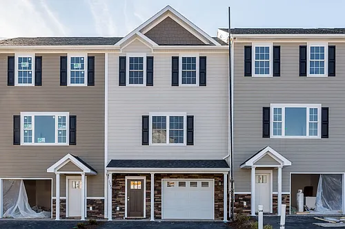 1168 Harvest Ct Photo 1