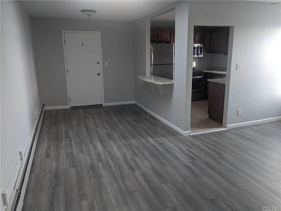 1st image of 1019 Jericho Tpke Unit 2A