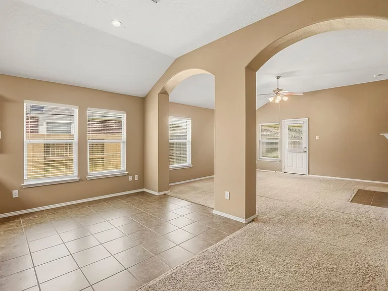 9618 Red Rugosa Dr — Photo 11