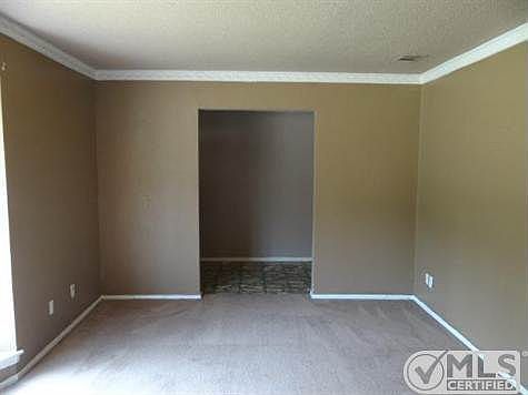 4th image of 1239 Holt Ave