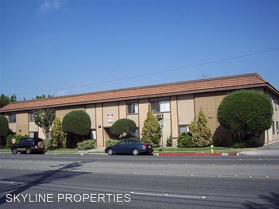 2nd image of 17818 Woodruff Ave #207