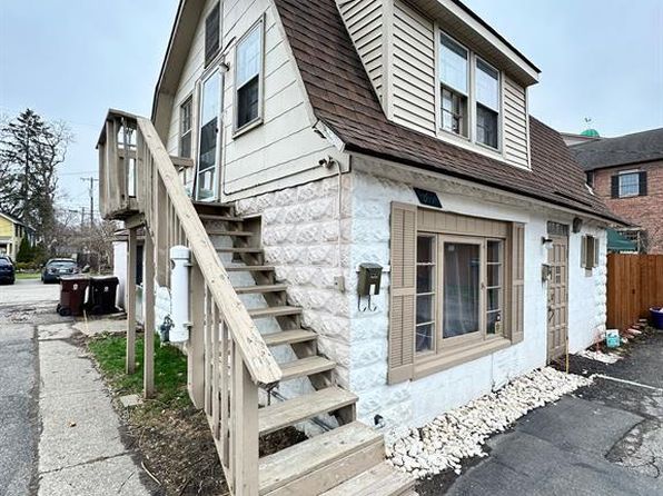 673 S Main St