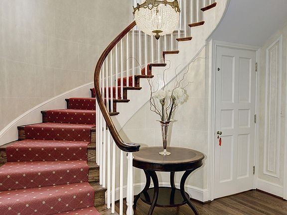 Elegant curved stairway