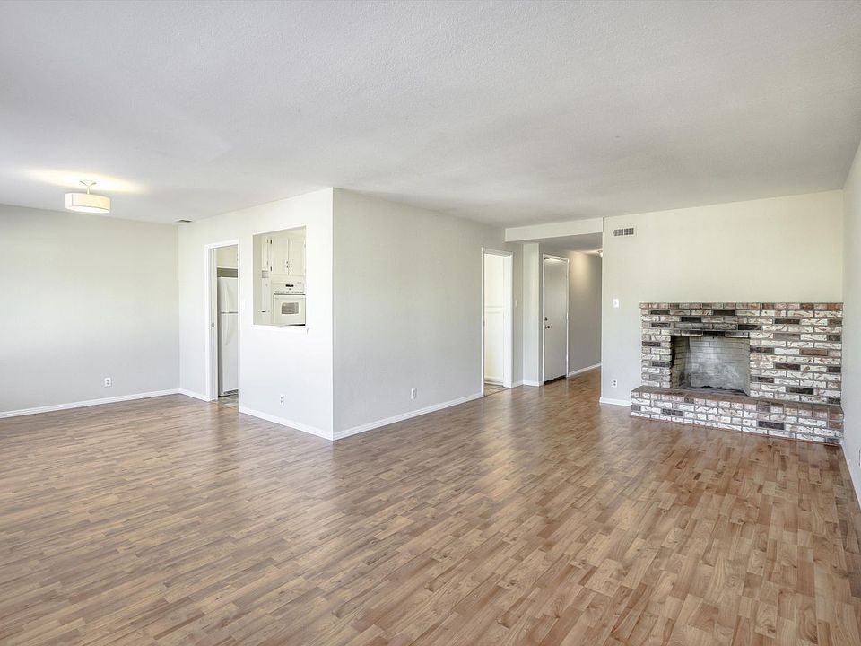 1st image of 1243-1245 44th Ave
