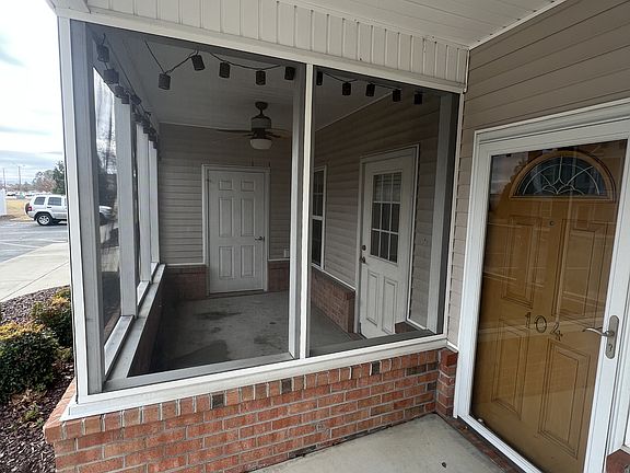 3rd image of 1942 Tara Ct APT 104