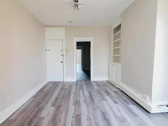 2nd image of 61 Laidlaw Ave APT 3