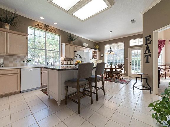 2nd image of 3655 Saint Andrews Dr