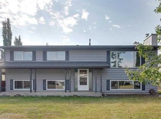 5607 N 48th Ave, Lacombe, AB T4L1M7