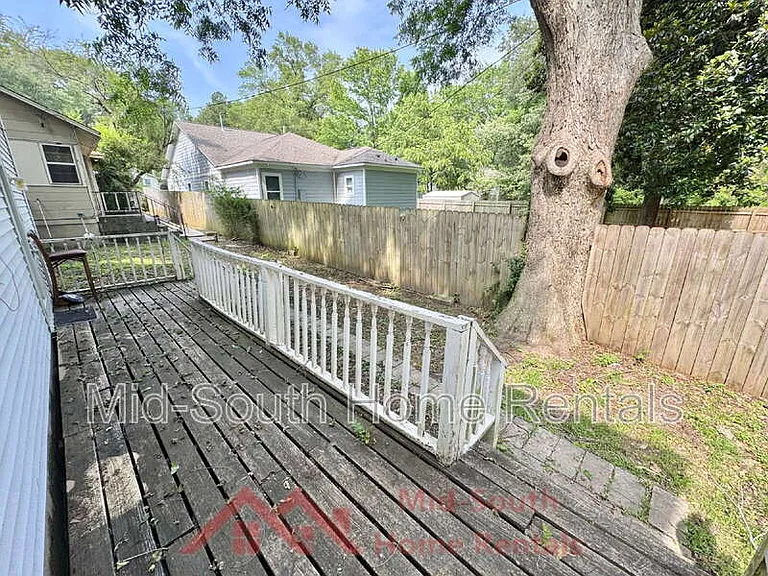 3569 Douglass Ave #3 — Photo 4
