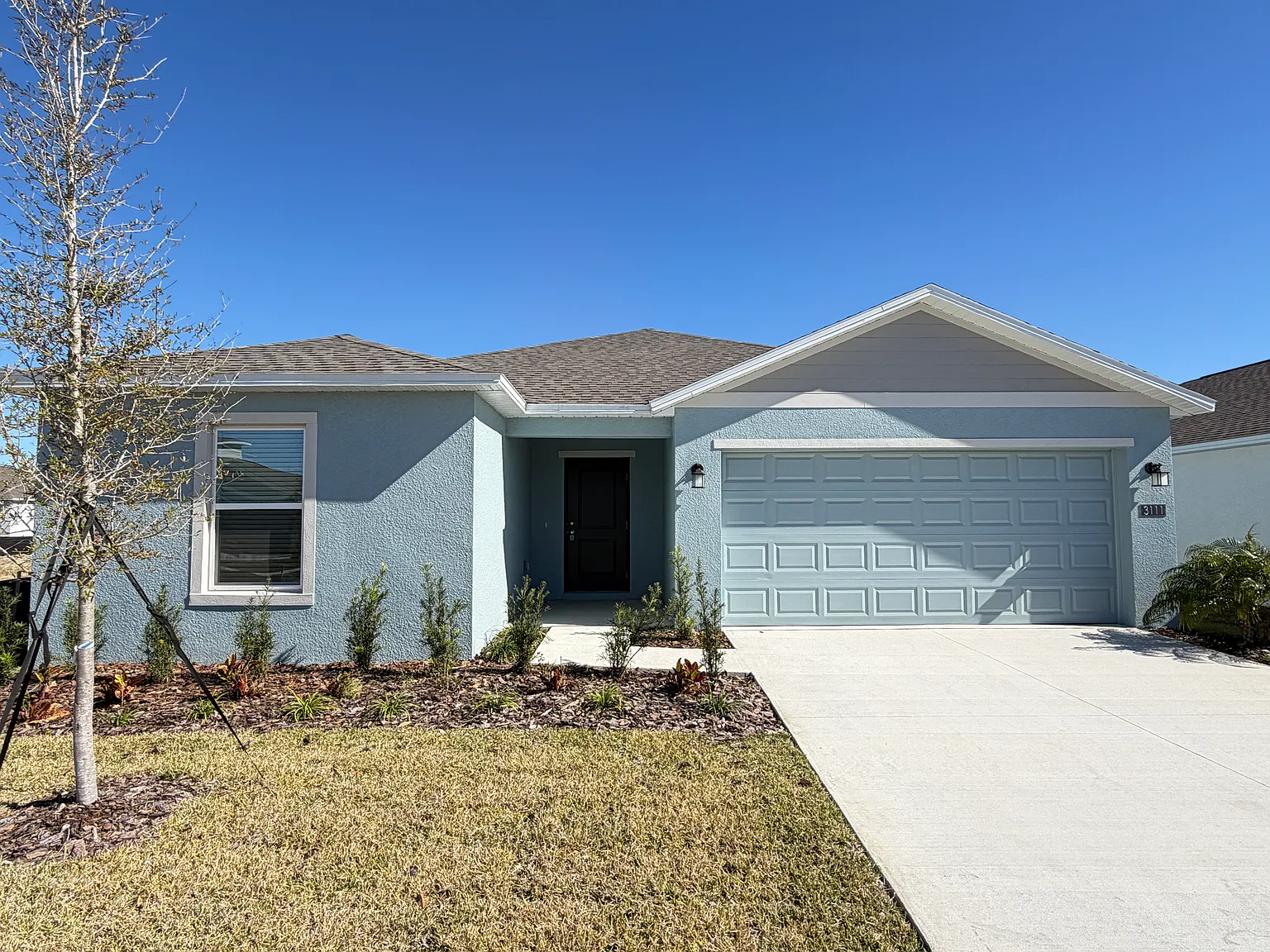4 bed, 2174 sqft, $2,300 — Photo 2