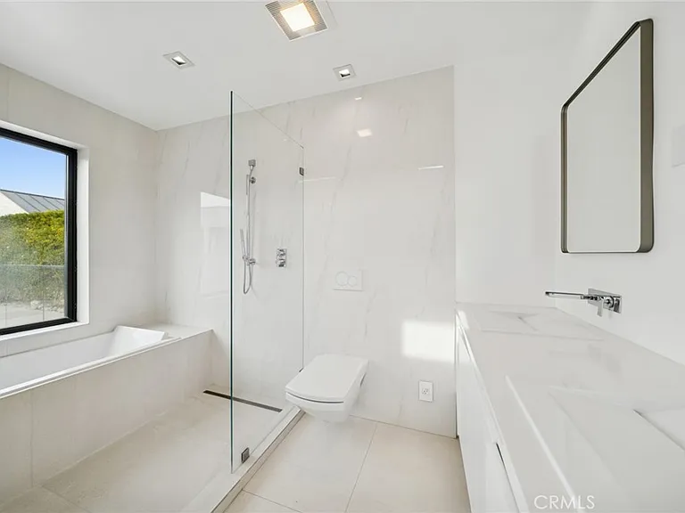 4607 Perham Rd — Photo 36