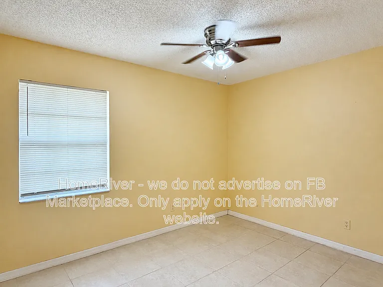 9702 Theresa Cir — Photo 8