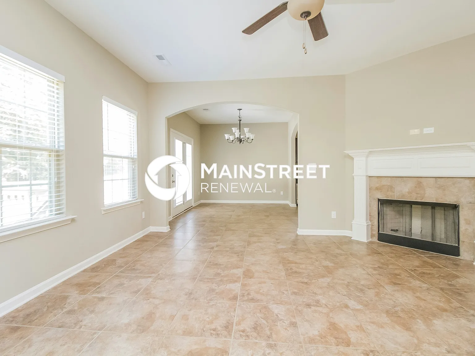 762 Holland Ridge Dr — Photo 3